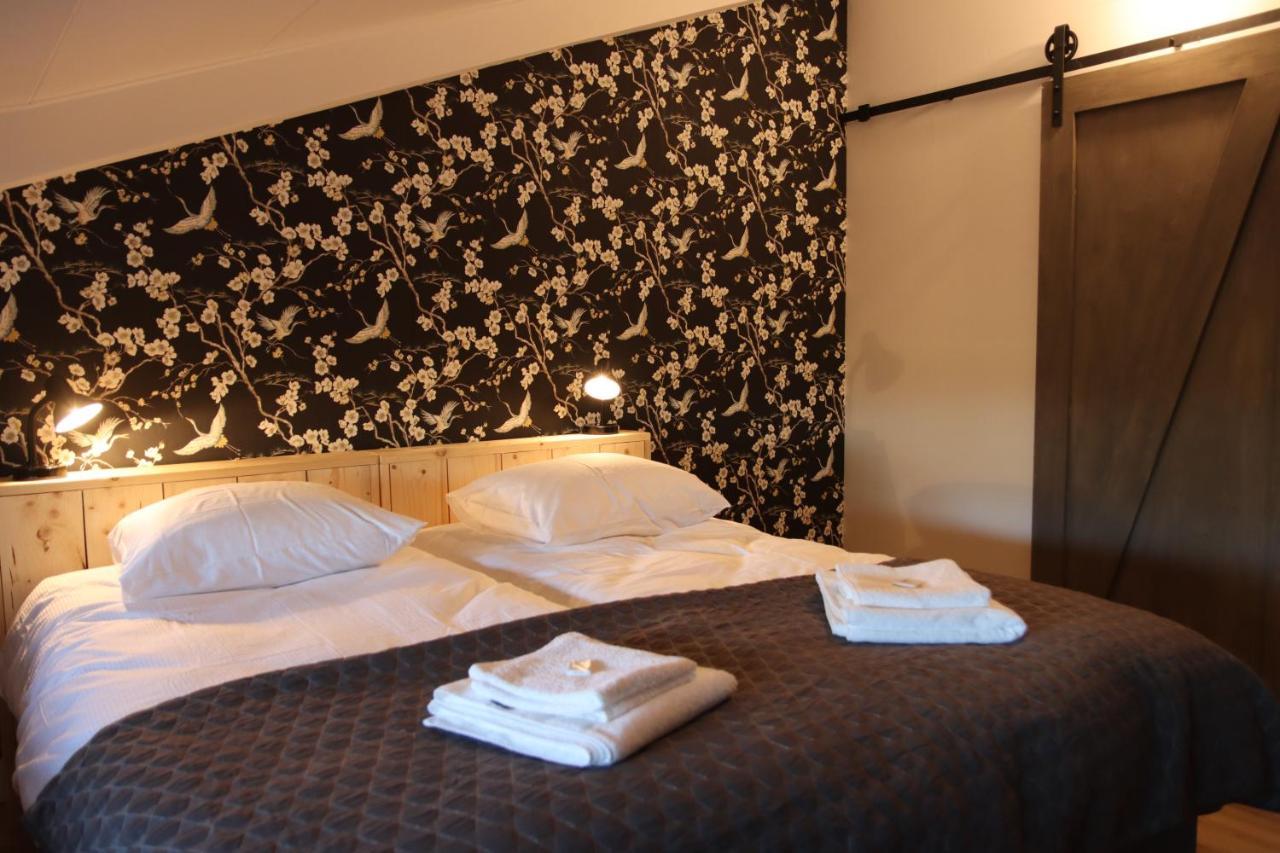 Porcus Campus Hotel Aarle-Rixtel ภายนอก รูปภาพ