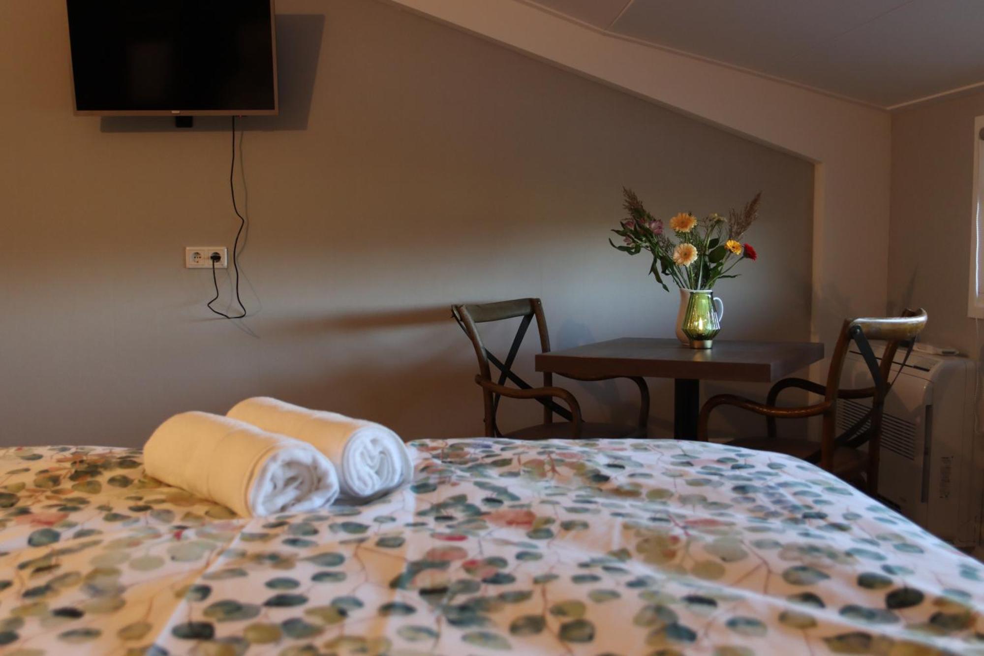 Porcus Campus Hotel Aarle-Rixtel ภายนอก รูปภาพ